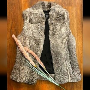 Carlisle Collection ETCETERA 100% Authentic Rabbit Fur Vest - Size 2